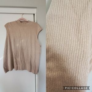 Cream, beige turtle neck with sparkles